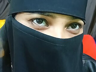 wife friend muslim